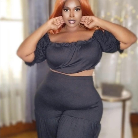 Selena Two Piece Set - Picture 6 of 6